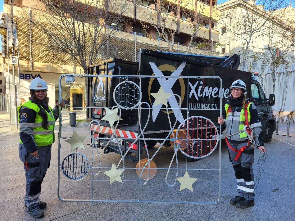 Desiré Jiménez y Rosalía Taguas... Las pioneras en Ximénez Iluminación