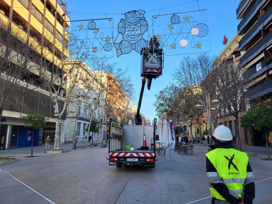 Desiré Jiménez y Rosalía Taguas... Las pioneras en Ximénez Iluminación