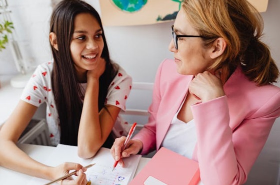 Educar en finanzas a nuestros hijos... Tarea de todos Educar en finanzas a nuestros hijos... Tarea de todos